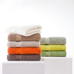 Dunelm Pebble Egyptian Cotton Towel -Simple Bathroom 1000072374 alt08