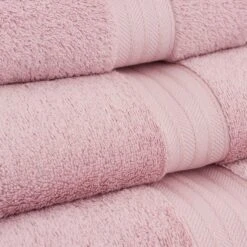 Dunelm Blush Egyptian Cotton Towel -Simple Bathroom 1000139998 alt01