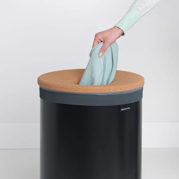 Brabantia Black Cork 60L Laundry Bin 6 Brabantia Black Cork 60L Laundry Bin - Image 4