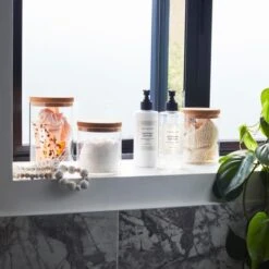 Wax Lyrical Egyptian Cotton Hand Lotion 300ml -Simple Bathroom 30767221 alt07