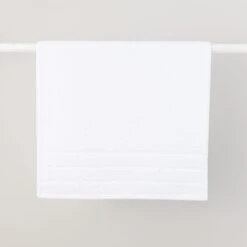 Dunelm Ultimate Towel White -Simple Bathroom 30807503 alt02