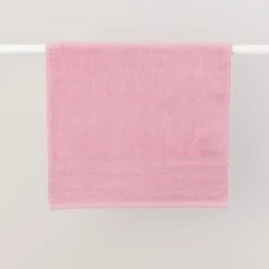 Dunelm Ultimate Towel Vintage Pink -Simple Bathroom 30807552 alt02